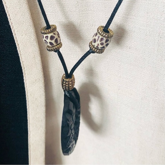 Liz Baker Women’s Black, Tan, Leopard Print and White Jacket Top Size 14 - Picture 4 of 10